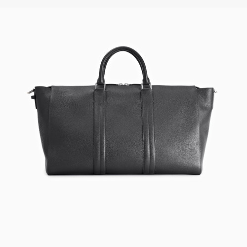 Black zippered travel bag with shoulder strap, large 'Travel Weekender' model Black zippered travel bag with shoulder strap, large 'Travel Weekender' model