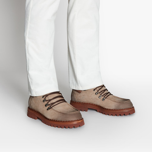 Bottes en veau velours Dove, détails en veau