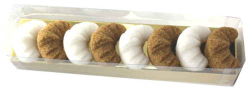 A 30 gram sleeve of brown and white croissant-shaped sugar pieces from Ercus.