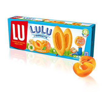 120 gram box of LU barquette apricot cookies. An image of the cookie, an oblong shortbread with apricot spread in the center, is prominently displayed.