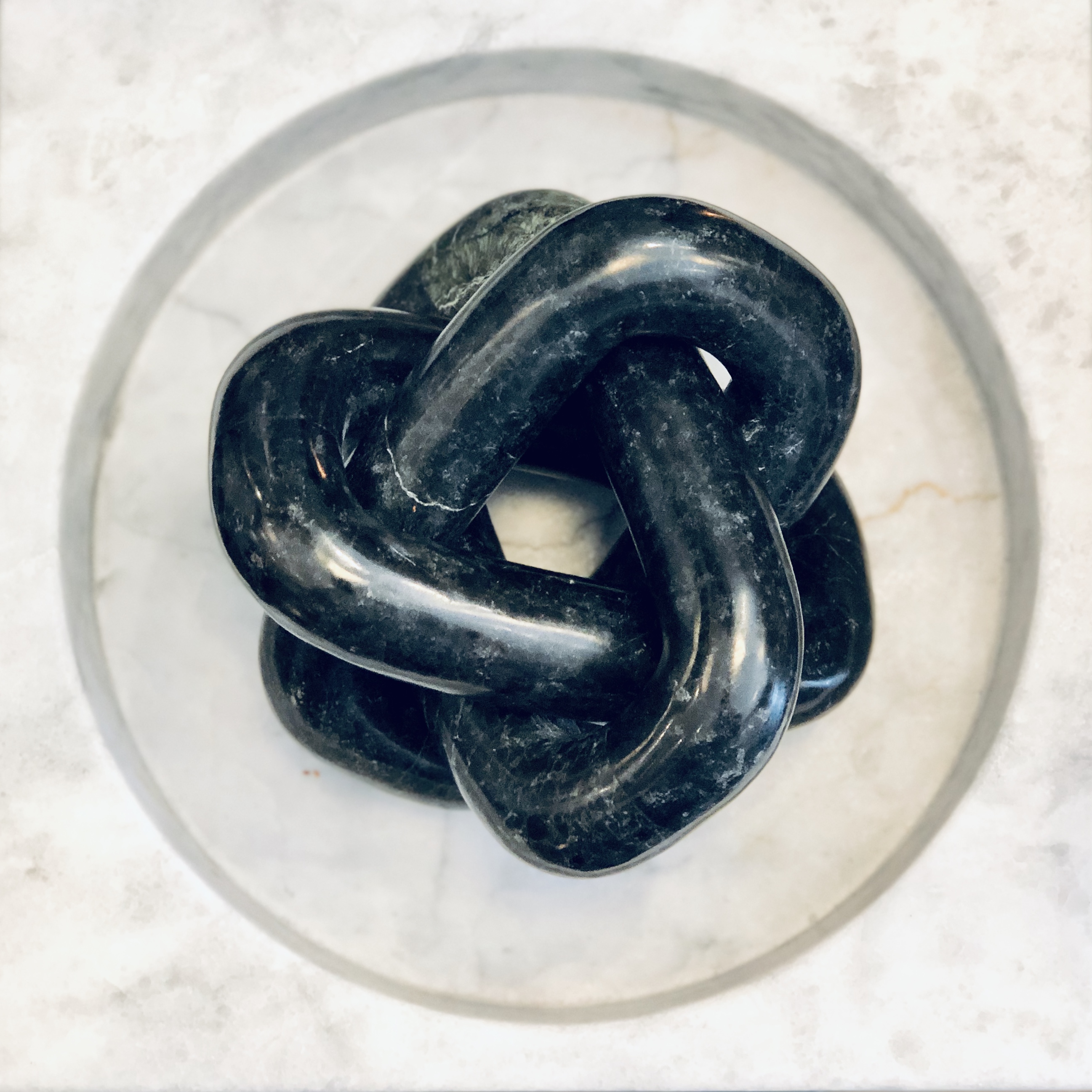 Black  Marble Knot Object 