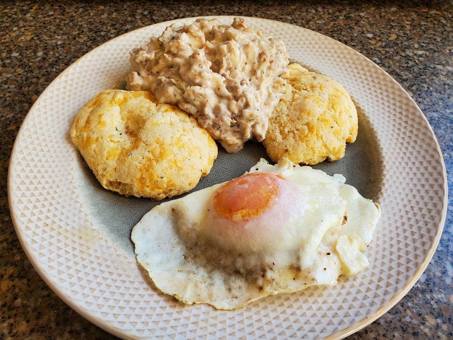 derek-blumenshein-cheddar-garlic-biscuits-breakfast-of-champs.jpg