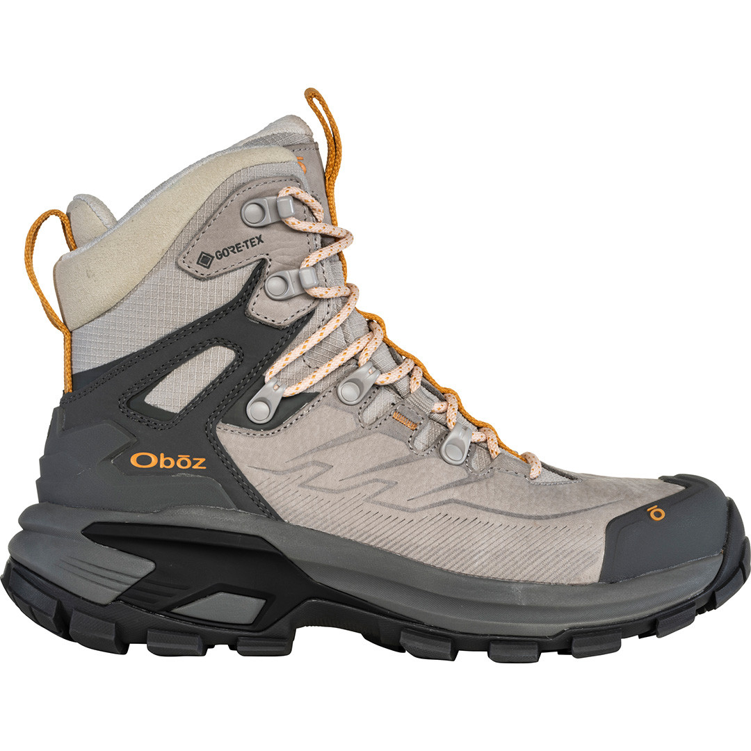 oboz-walking-boots-and-shoes