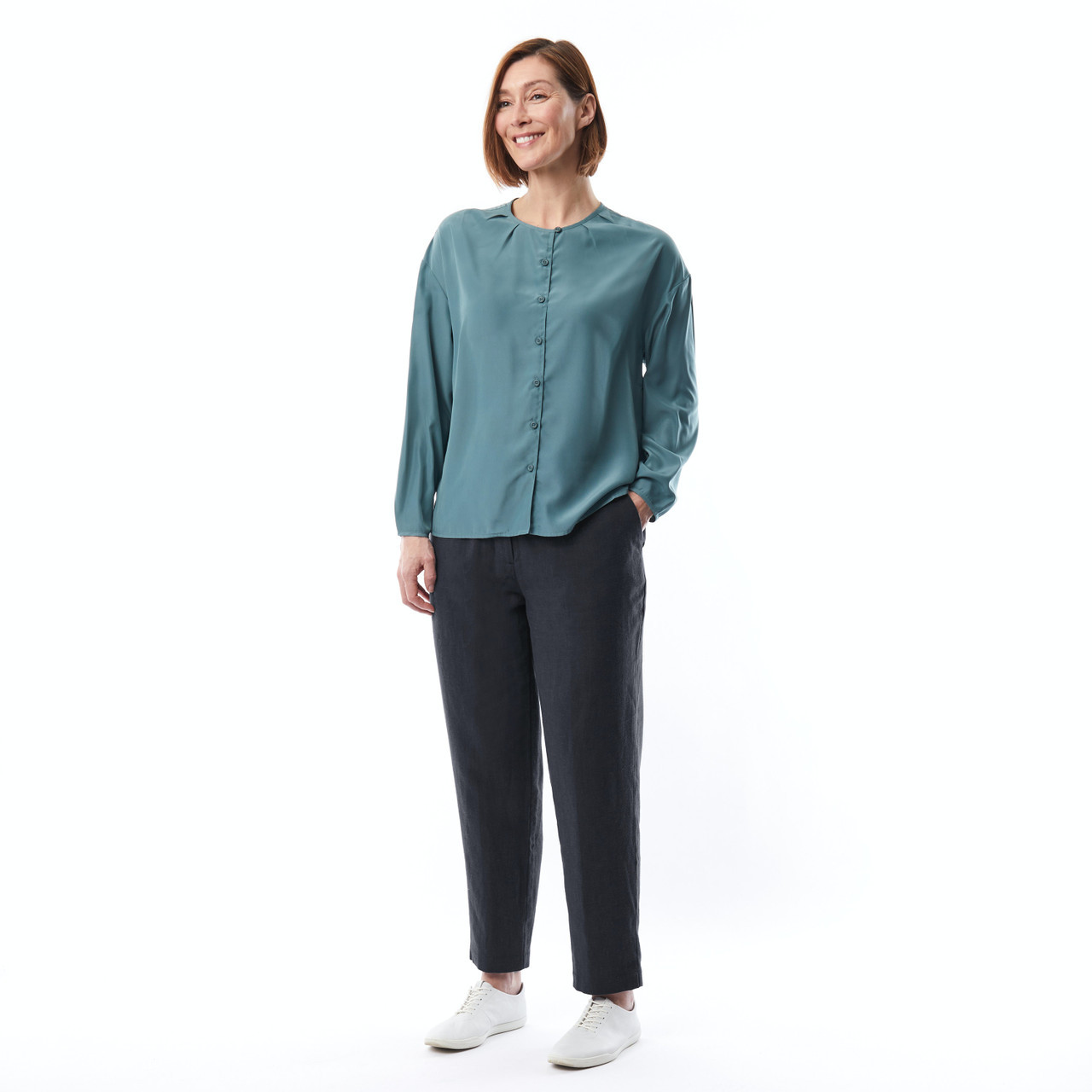 Women's Brisa Linen Trousers hover