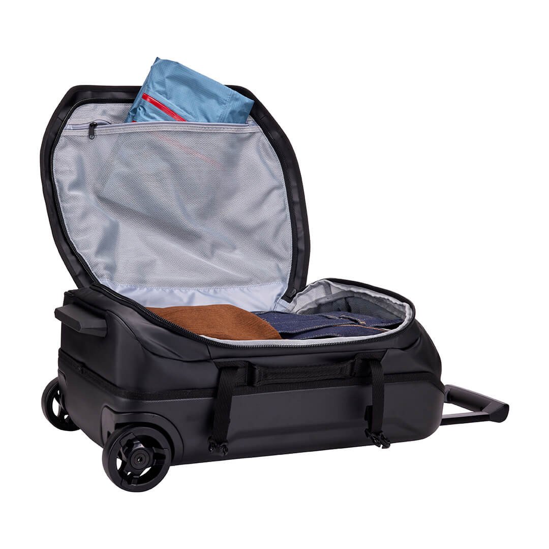 Thule Chasm Carry On 55cm 40L hover