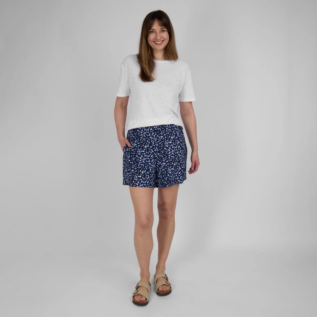 Women's Wave Shorts