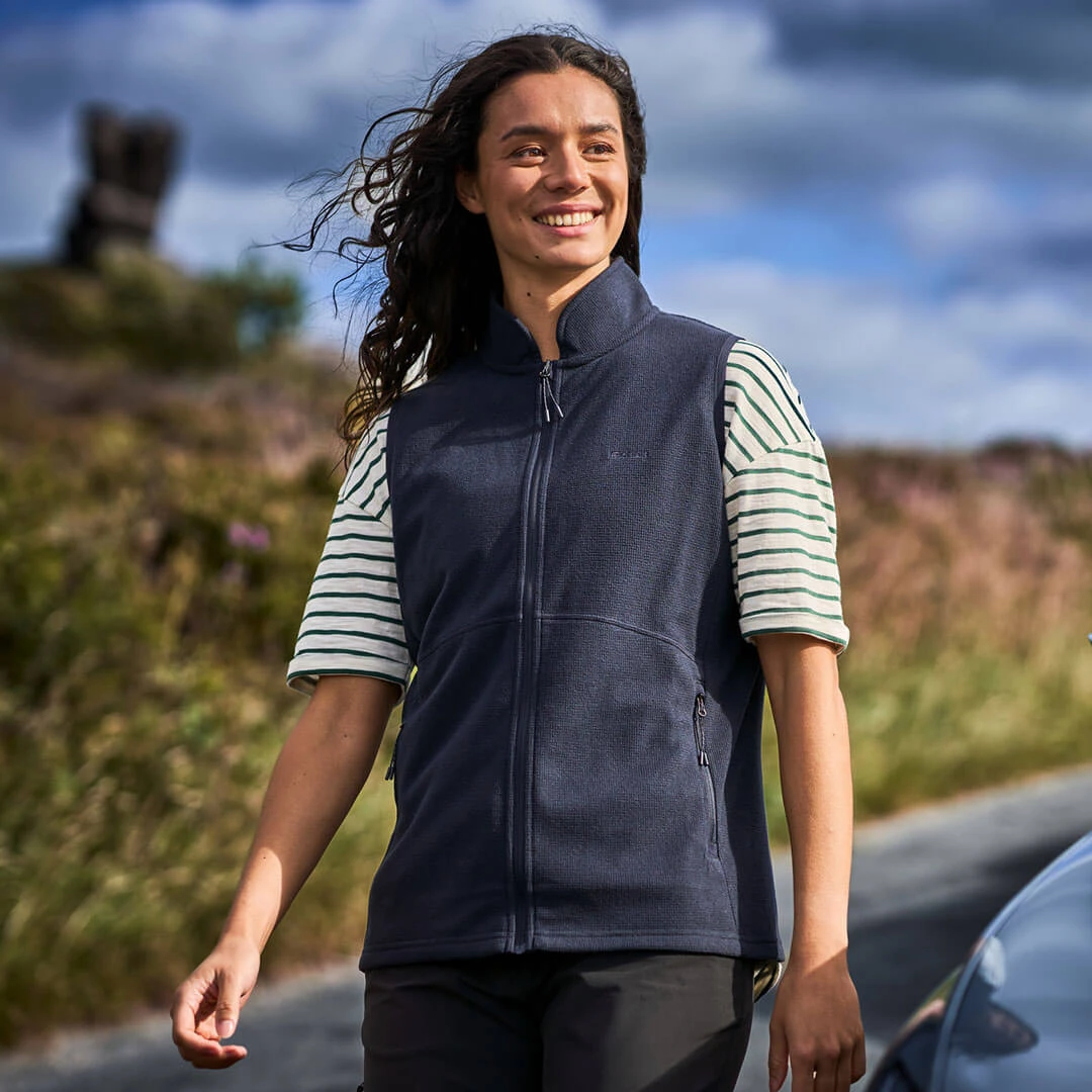 Women's Microgrid Fleece Gilet II hover