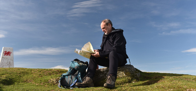 Clothing fit for a mountain leader