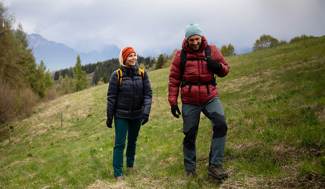 Down Insulation vs Synthetic Insulation