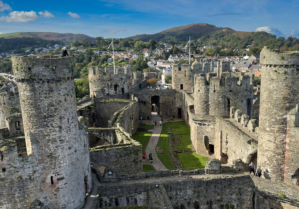 tour the Three Castles in Snowdonia National Park