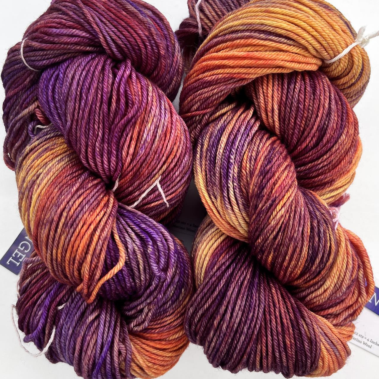 エムエスジーエム 3141MDM144 ﾏﾙﾁｶﾗｰ ｳｰﾙ×ﾅｲﾛﾝ ﾊﾟｯﾁﾜｰｸﾆｯﾄﾌﾟﾙｵｰﾊﾞｰ XS Mal Rios 850 Archangel - Simply Socks Yarn Company