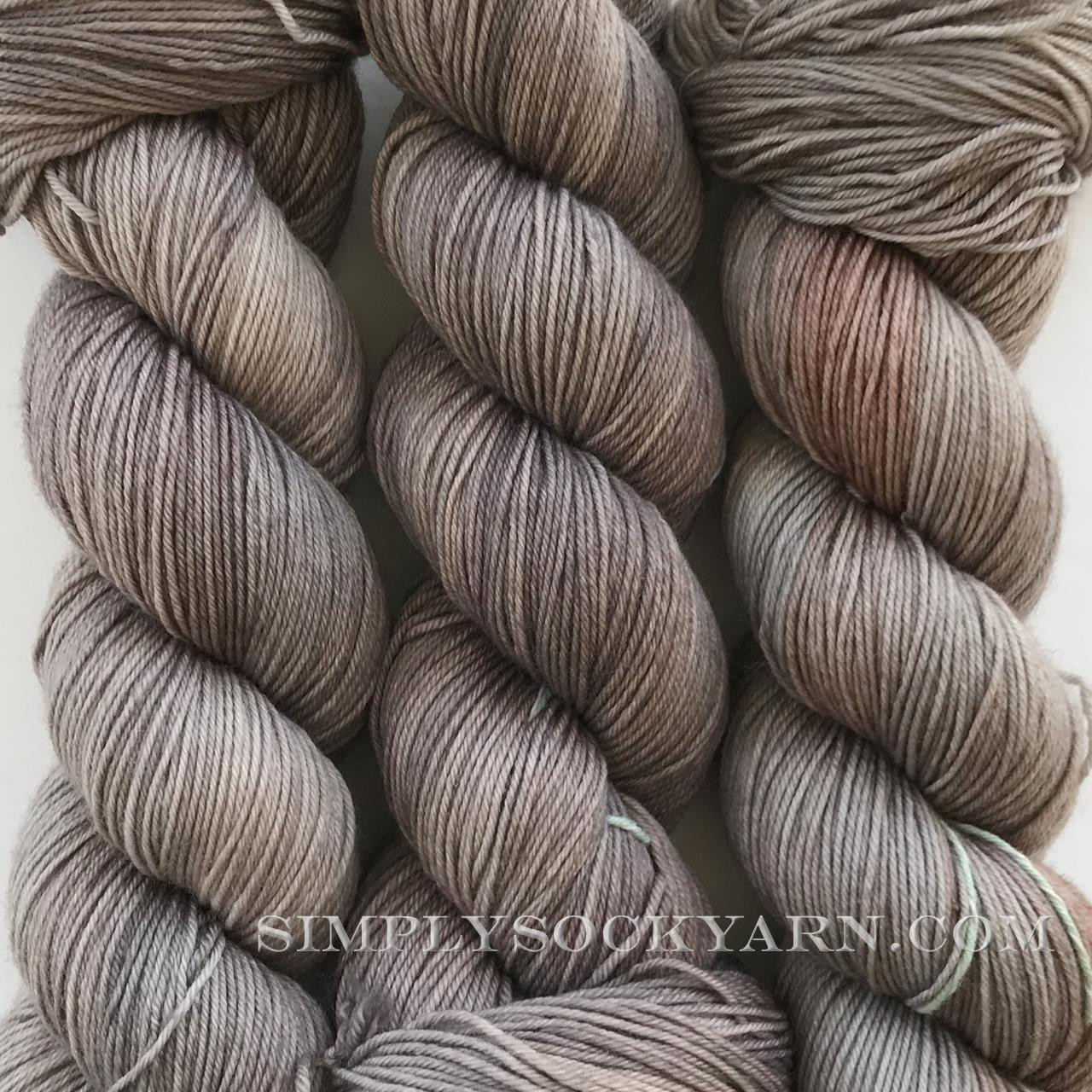 ST Smooth Greige the New Black -