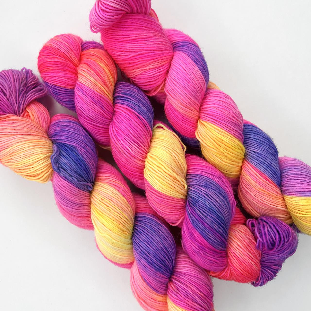 Qing Single Tamagotchi -