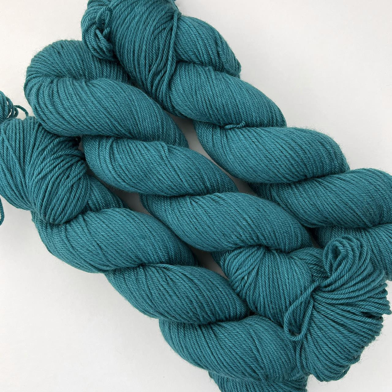 EY DK Tealicious -
