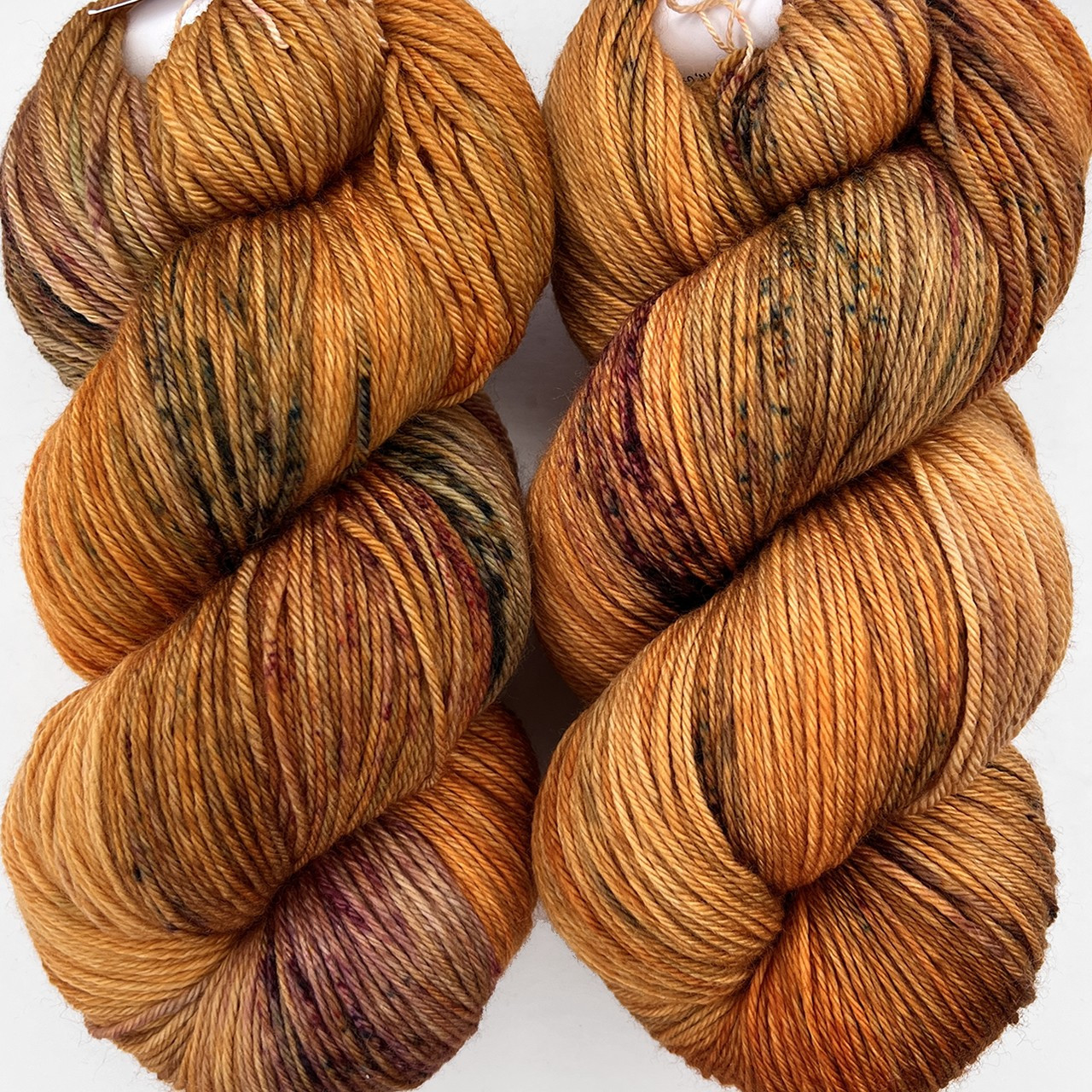 MB Yowza DK Foxy -