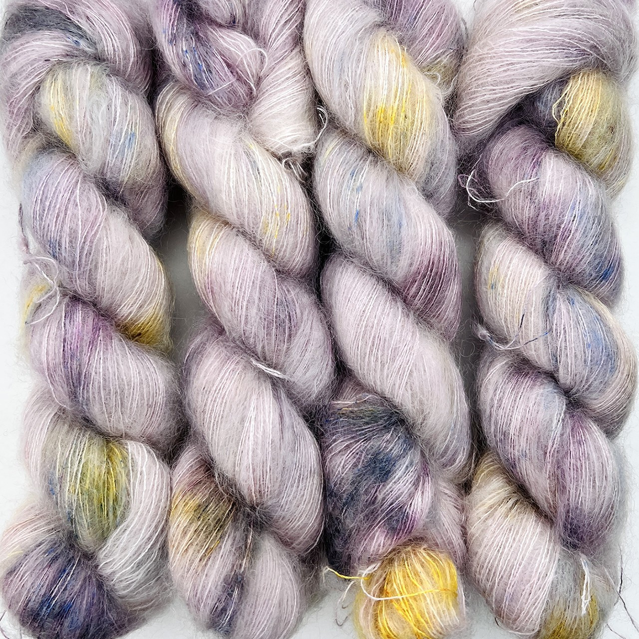 EY Mohair Pansy -