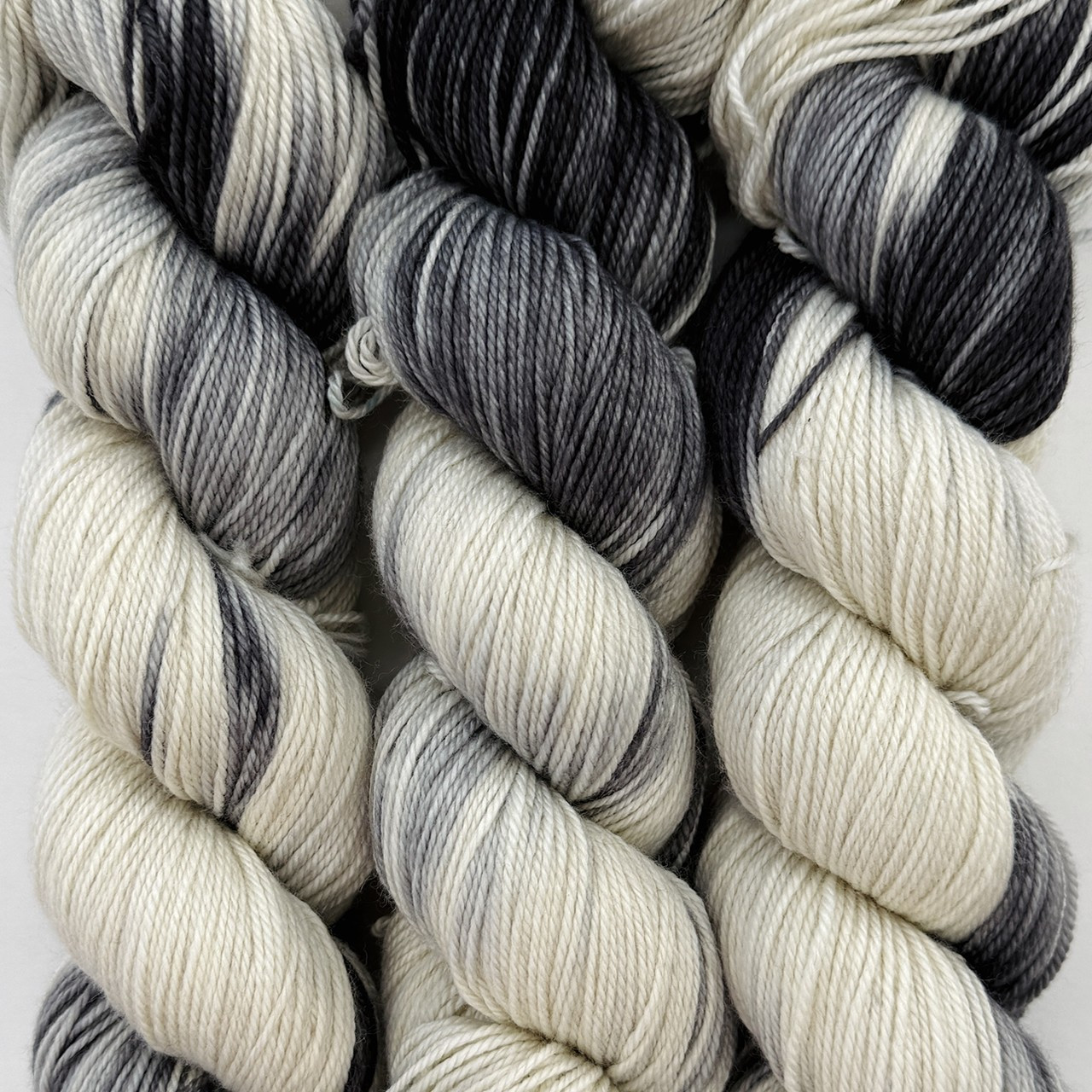 DIC SC Black & White -