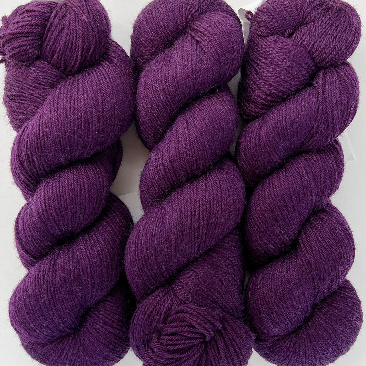 CY Heritage 5632 Dark Plum - 886904023730