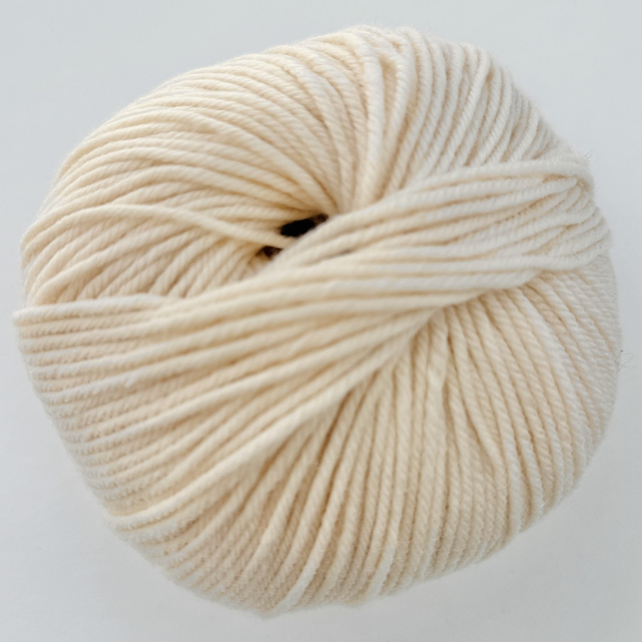 CY 220 SW 910A Winter White - 886904001424