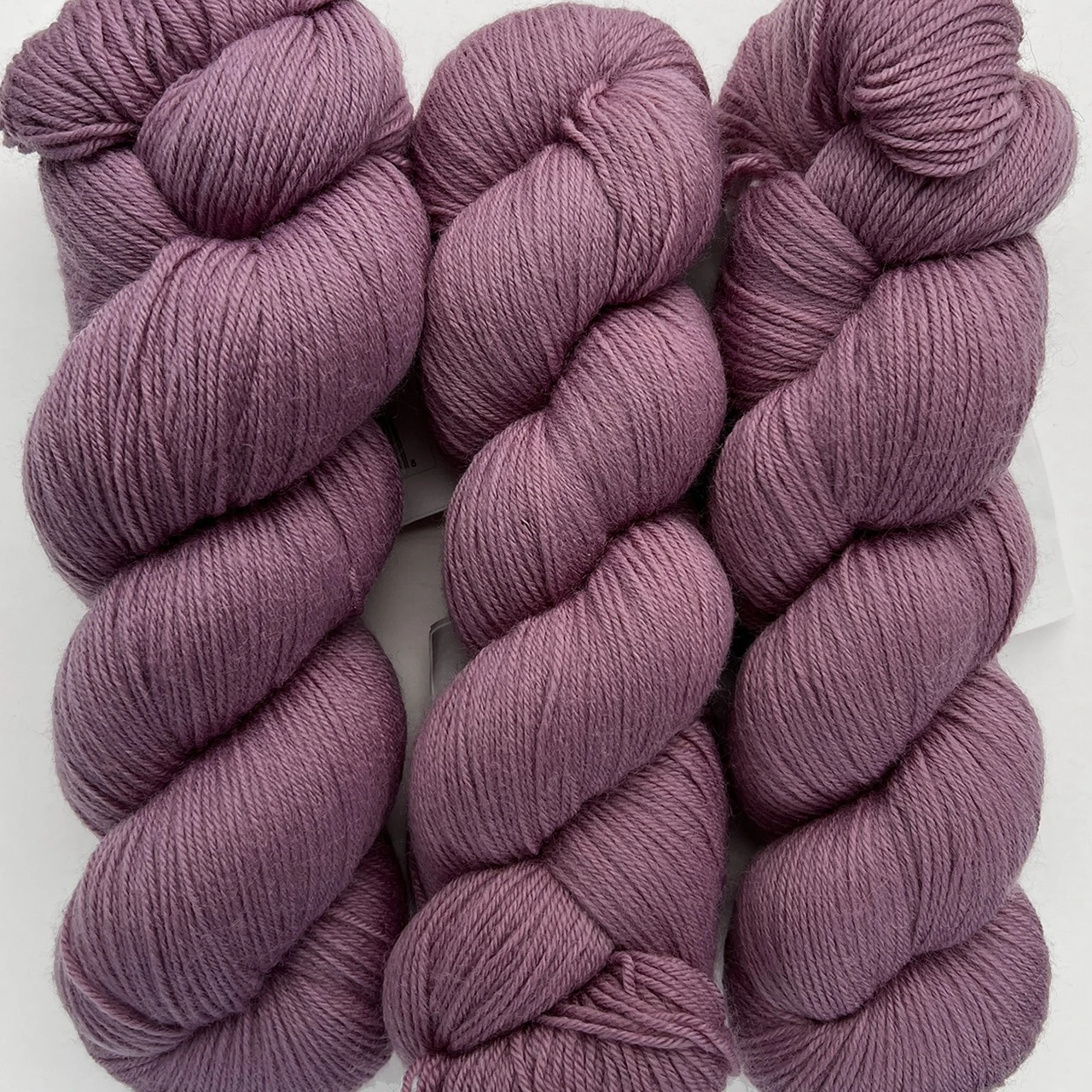 CY Heritage 5705 Dusky Orchid - 886904040928