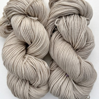 MT Tosh DK Antique Lace -