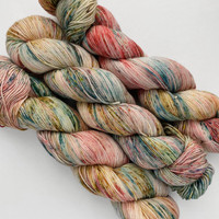 EY Sock No Place LIke Home -