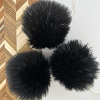 SSYC Pom Pom Black Tinsel - L -