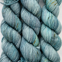 LITLG DK Twist Golden Green - Simply Socks Yarn Company