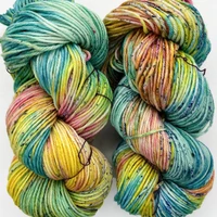 MT Tosh DK I Love Yarn -
