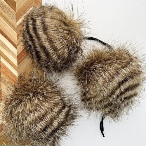 SSYC Pom Pom Raccoon - M -