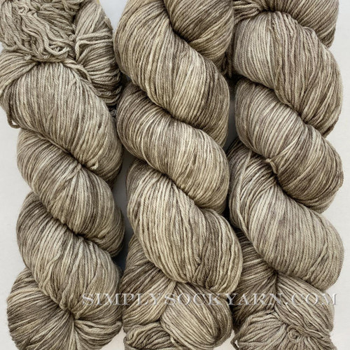 Urth Monochrome 3062 Sand -