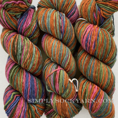 Urth Uneek Worsted 4011 -