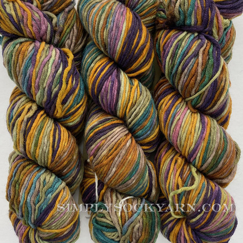 Urth Uneek Worsted 4019 -