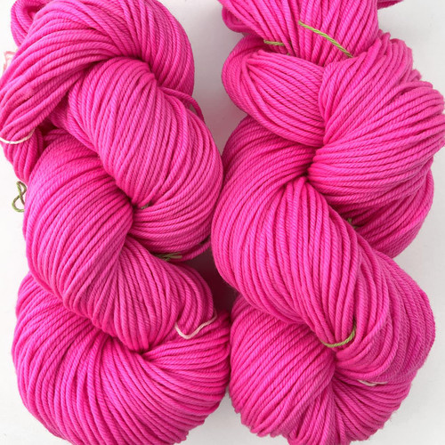 MT Vintage Fluoro Rose -