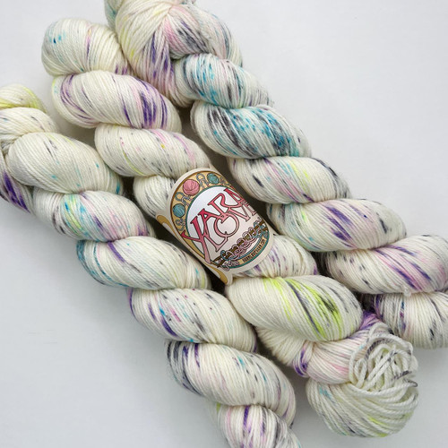 YL Juliet Monster Mash -