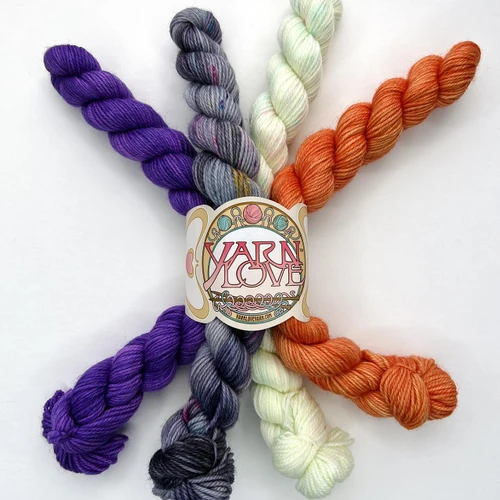 YL Minis Black Purl -