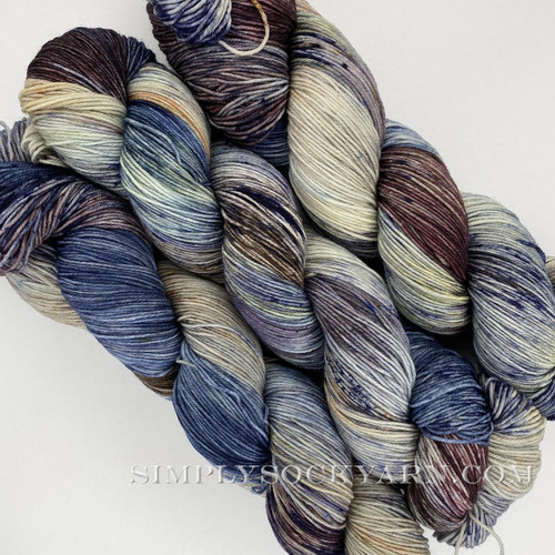 LTY 757 Sock Mulberries & Cream -