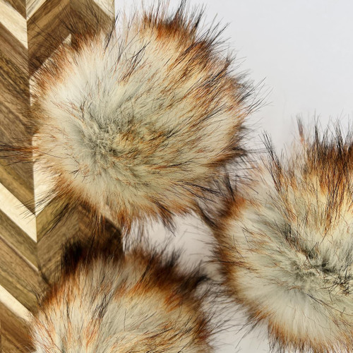 SSYC Pom Pom Carrot Cake - M -