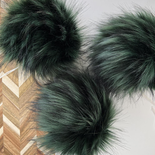 SSYC Pom Pom Pine Tree - M -