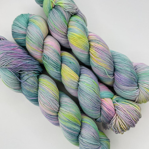 Qing Sock Time Traveller -