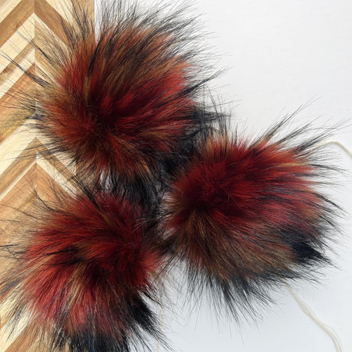 SSYC Pom Pom Scarlet Luxe - L -