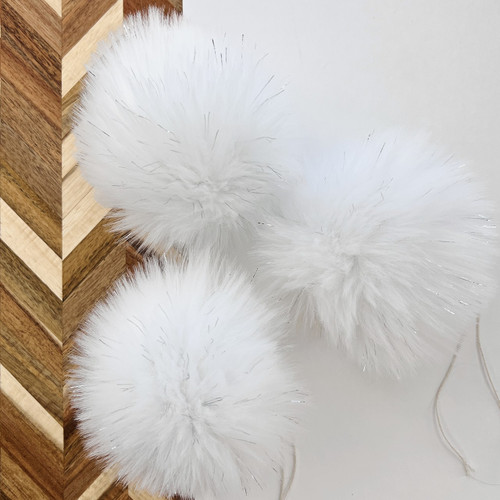 SSYC Pom Pom White Tinsel - M -