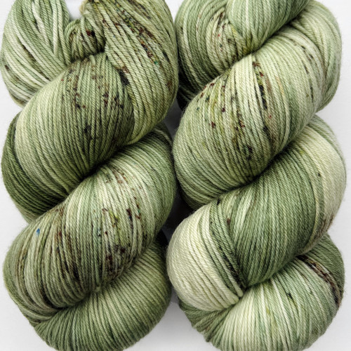 MB Yowza DK Peace Lily -