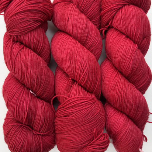 MT Twist Lt Scarlet -