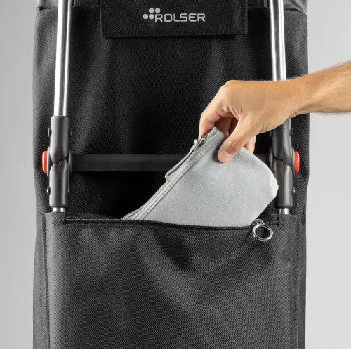 Bolsillo trasero con cremallera en carro de compra Rolser guardando objetos personales