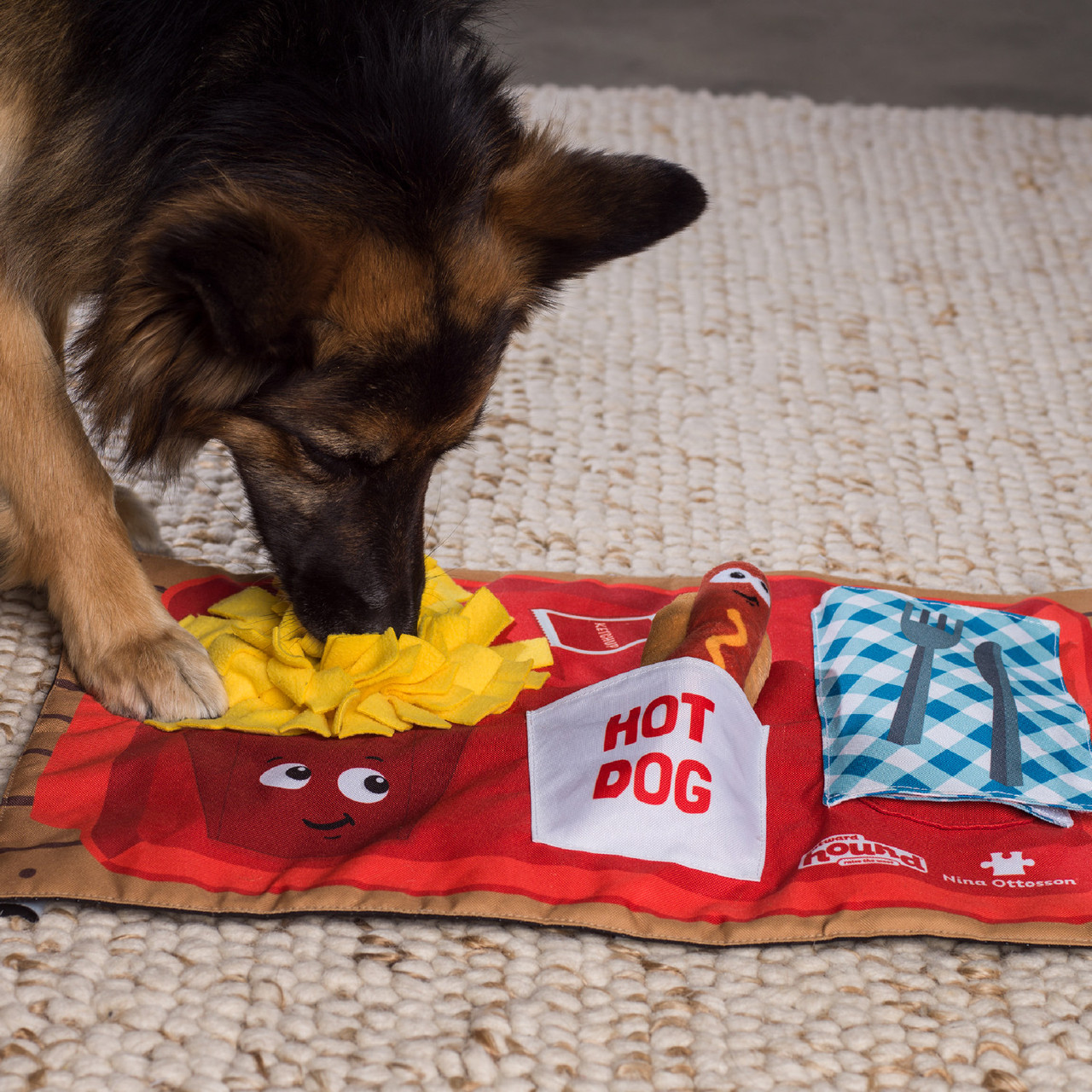 Outward Hound - Activity Matz Fast Food Fun Dog Puzzle Mat
