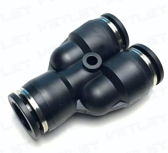 ProTool Wye 1/2 Black Acetal Push Fit, image of a black plastic plumbing fitting used for connecting pipes.