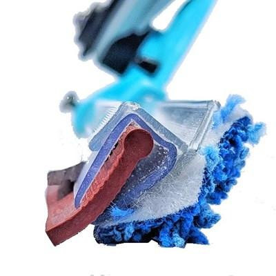 Wagtail Squeegee Precision Glide, close-up of the squeegee with blue handle and precision blade for window cleaning.