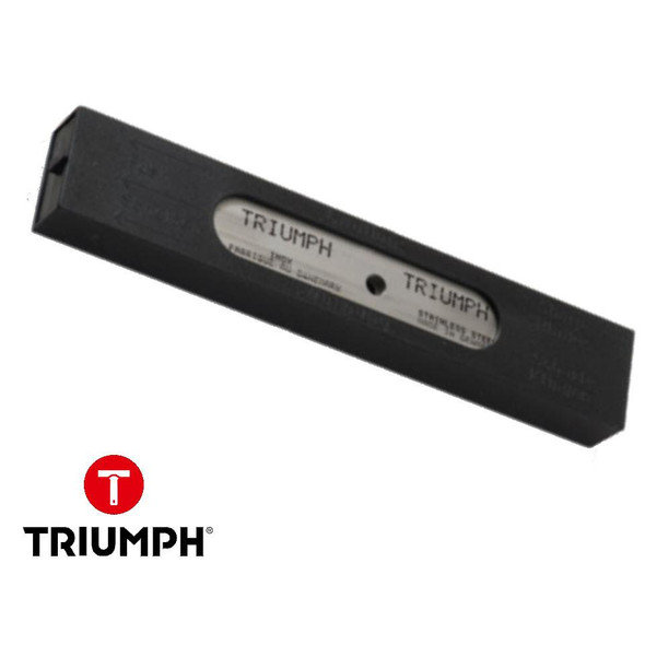 Triumph Blades Triumph Stainless Steel 06 inch 0.15 mm Thick (25 Pack), a pack of 25 stainless steel blades for precision cutting.
