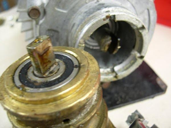 Leeson Pump Motor 1/2hp for Vane Pump, close-up view of motor components showing the shaft and internal structure.